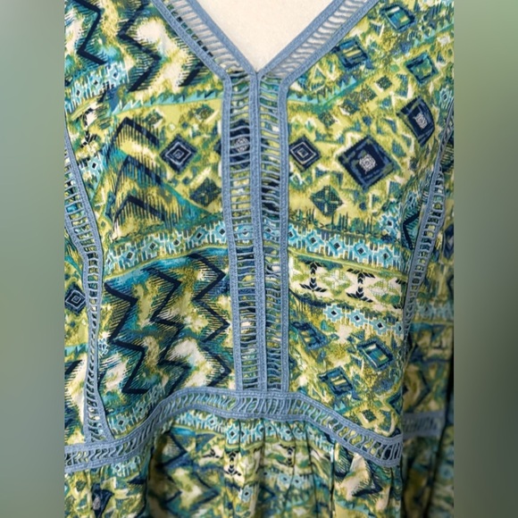 Avenue Boho Bell sleeve‎ - Picture 2 of 7